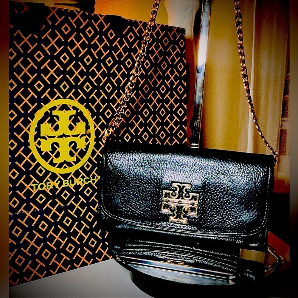 Tory Burch Black Leather Clutch Wallet